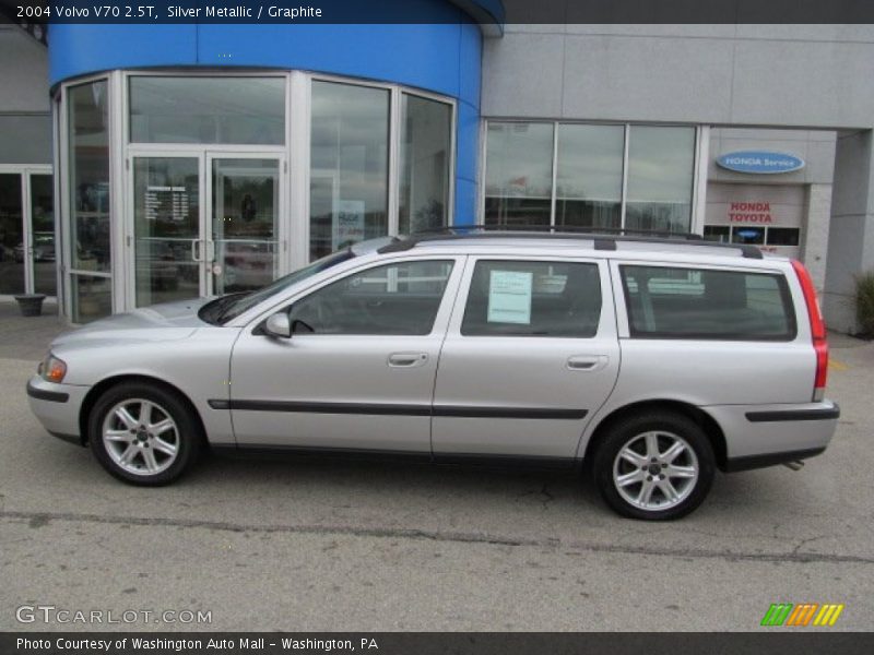 Silver Metallic / Graphite 2004 Volvo V70 2.5T