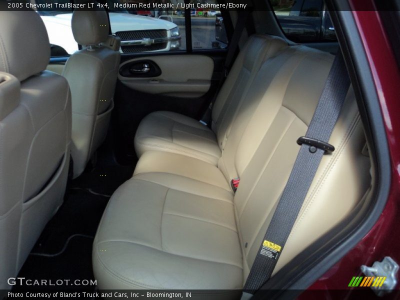 Medium Red Metallic / Light Cashmere/Ebony 2005 Chevrolet TrailBlazer LT 4x4
