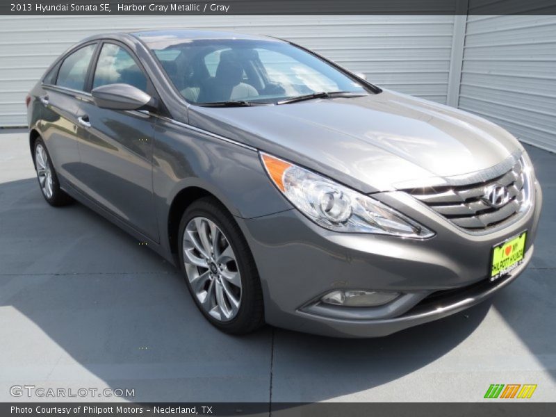 Harbor Gray Metallic / Gray 2013 Hyundai Sonata SE