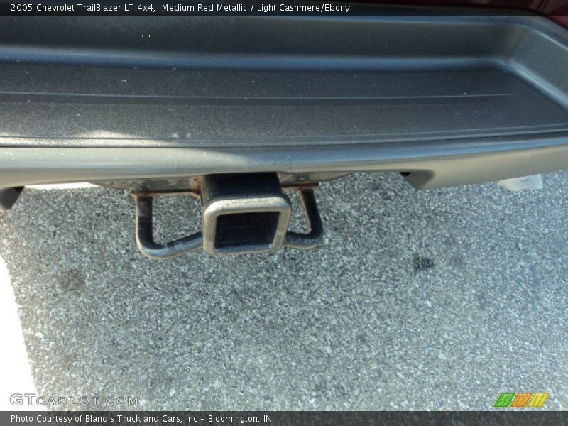 Medium Red Metallic / Light Cashmere/Ebony 2005 Chevrolet TrailBlazer LT 4x4