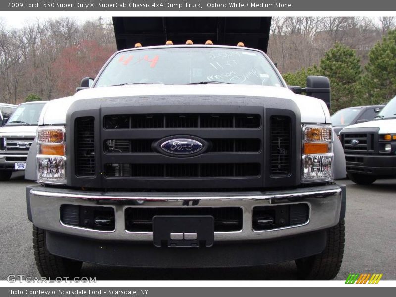 Oxford White / Medium Stone 2009 Ford F550 Super Duty XL SuperCab Chassis 4x4 Dump Truck