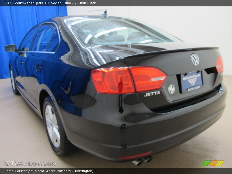 Black / Titan Black 2012 Volkswagen Jetta TDI Sedan