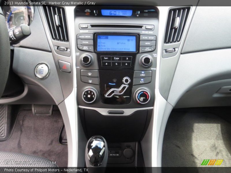 Harbor Gray Metallic / Gray 2013 Hyundai Sonata SE