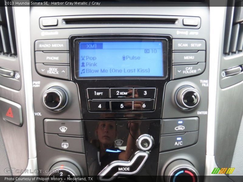 Harbor Gray Metallic / Gray 2013 Hyundai Sonata SE