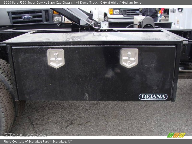 Oxford White / Medium Stone 2009 Ford F550 Super Duty XL SuperCab Chassis 4x4 Dump Truck