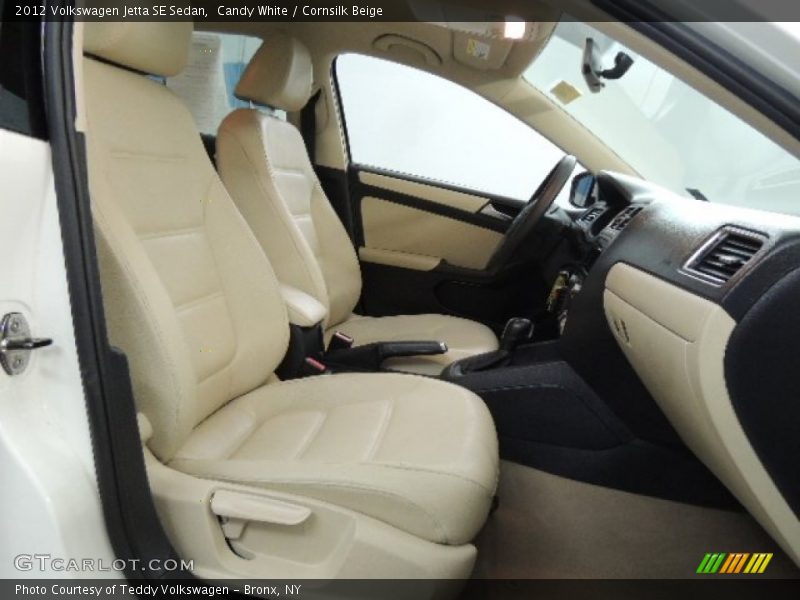 Candy White / Cornsilk Beige 2012 Volkswagen Jetta SE Sedan