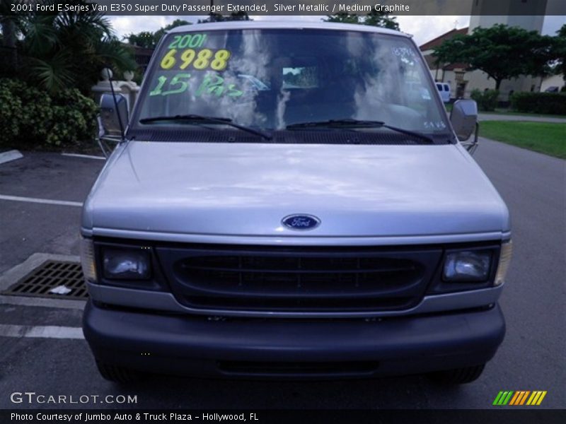 Silver Metallic / Medium Graphite 2001 Ford E Series Van E350 Super Duty Passenger Extended