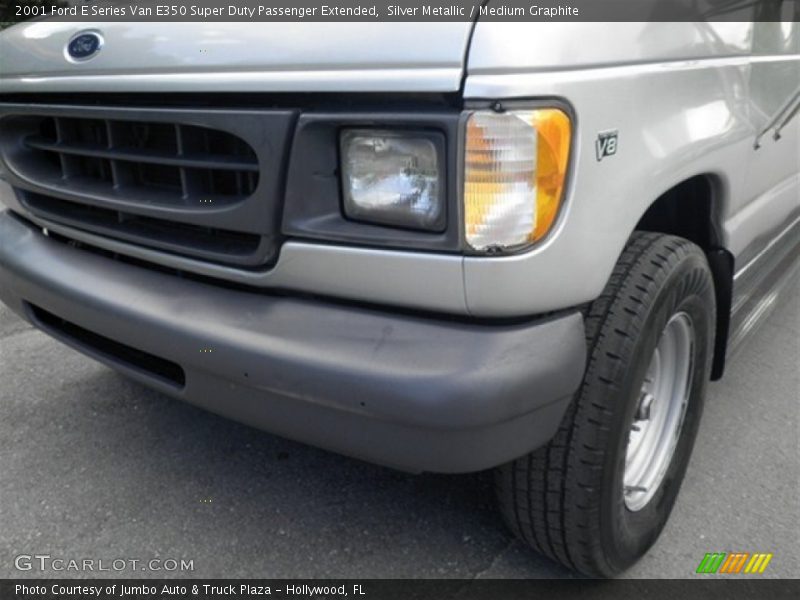 Silver Metallic / Medium Graphite 2001 Ford E Series Van E350 Super Duty Passenger Extended