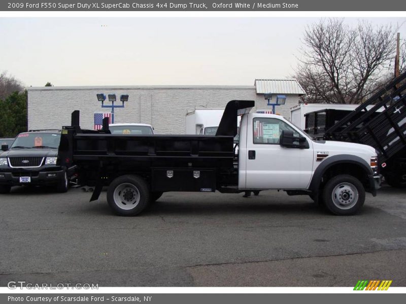 Oxford White / Medium Stone 2009 Ford F550 Super Duty XL SuperCab Chassis 4x4 Dump Truck