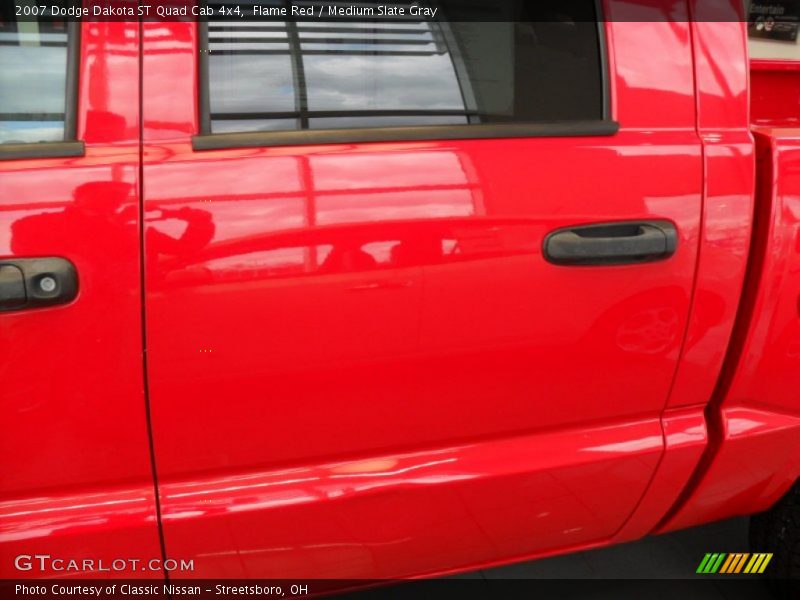 Flame Red / Medium Slate Gray 2007 Dodge Dakota ST Quad Cab 4x4