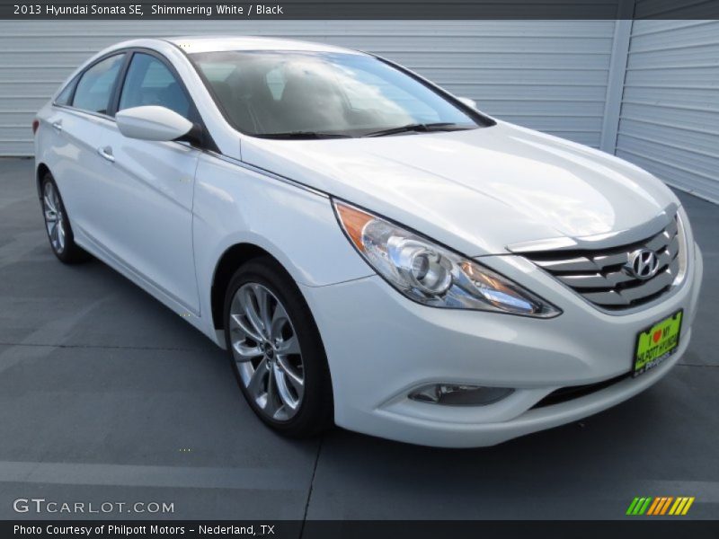 Shimmering White / Black 2013 Hyundai Sonata SE