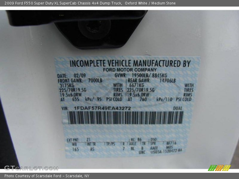 Oxford White / Medium Stone 2009 Ford F550 Super Duty XL SuperCab Chassis 4x4 Dump Truck