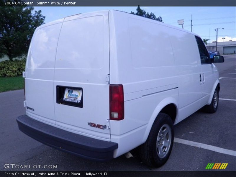 Summit White / Pewter 2004 GMC Safari
