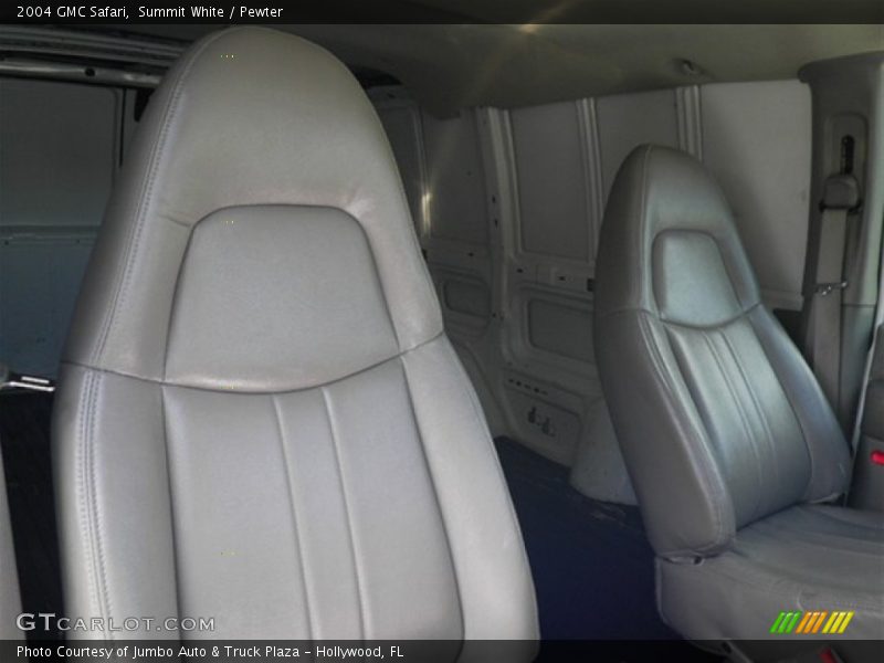 Summit White / Pewter 2004 GMC Safari