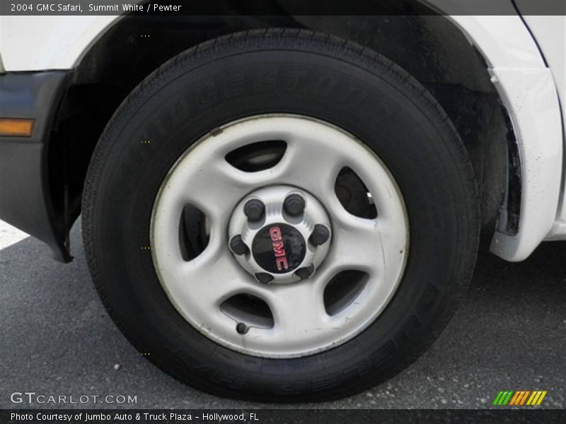 Summit White / Pewter 2004 GMC Safari