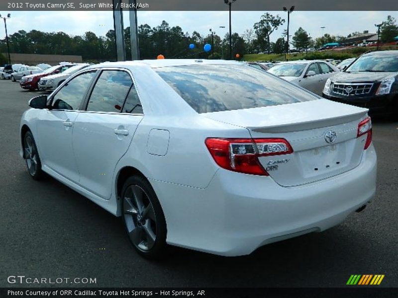 Super White / Black/Ash 2012 Toyota Camry SE