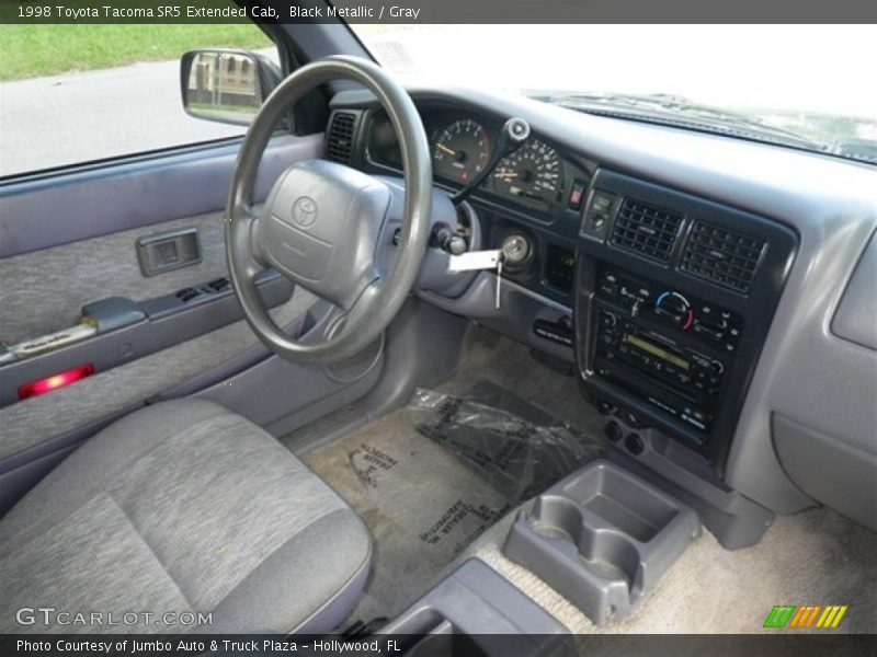 Black Metallic / Gray 1998 Toyota Tacoma SR5 Extended Cab