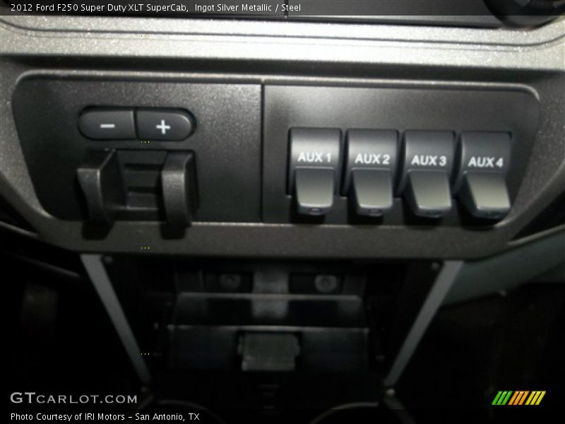 Ingot Silver Metallic / Steel 2012 Ford F250 Super Duty XLT SuperCab