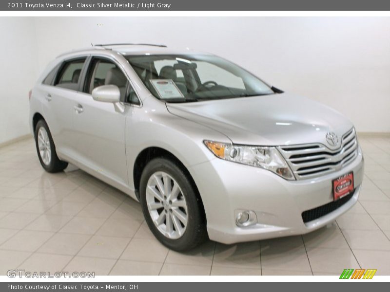 Classic Silver Metallic / Light Gray 2011 Toyota Venza I4