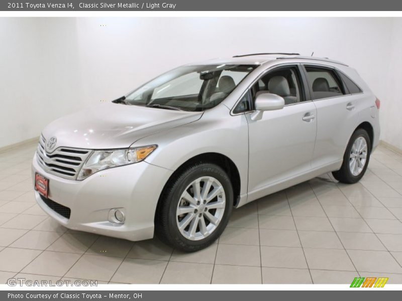 Classic Silver Metallic / Light Gray 2011 Toyota Venza I4