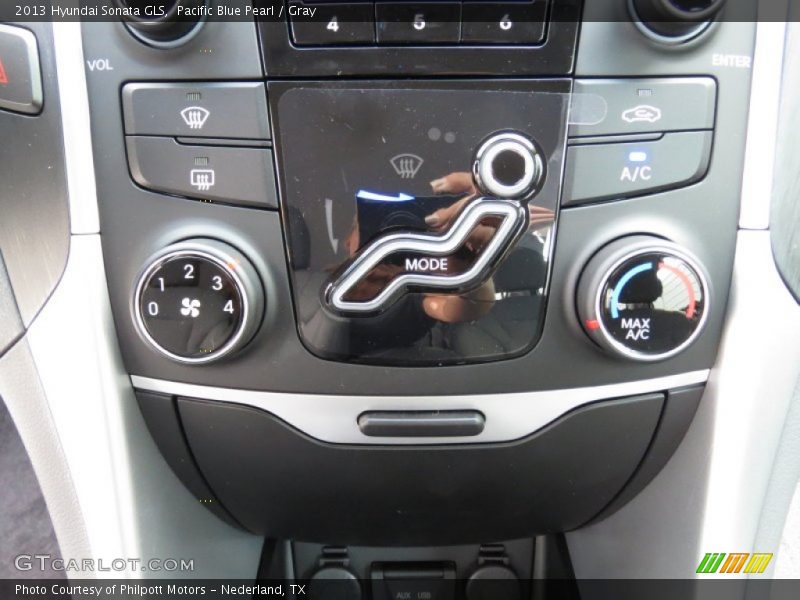 Pacific Blue Pearl / Gray 2013 Hyundai Sonata GLS