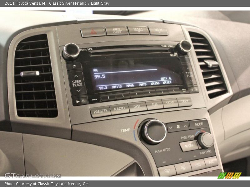 Classic Silver Metallic / Light Gray 2011 Toyota Venza I4