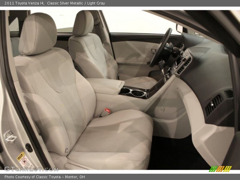 Classic Silver Metallic / Light Gray 2011 Toyota Venza I4