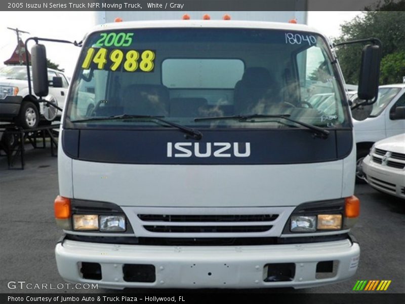 White / Gray 2005 Isuzu N Series Truck NPR Moving Truck