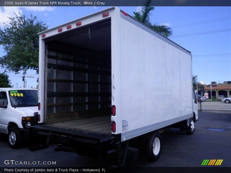 White / Gray 2005 Isuzu N Series Truck NPR Moving Truck