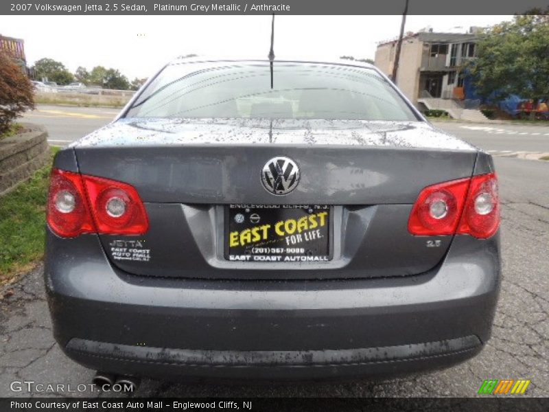 Platinum Grey Metallic / Anthracite 2007 Volkswagen Jetta 2.5 Sedan