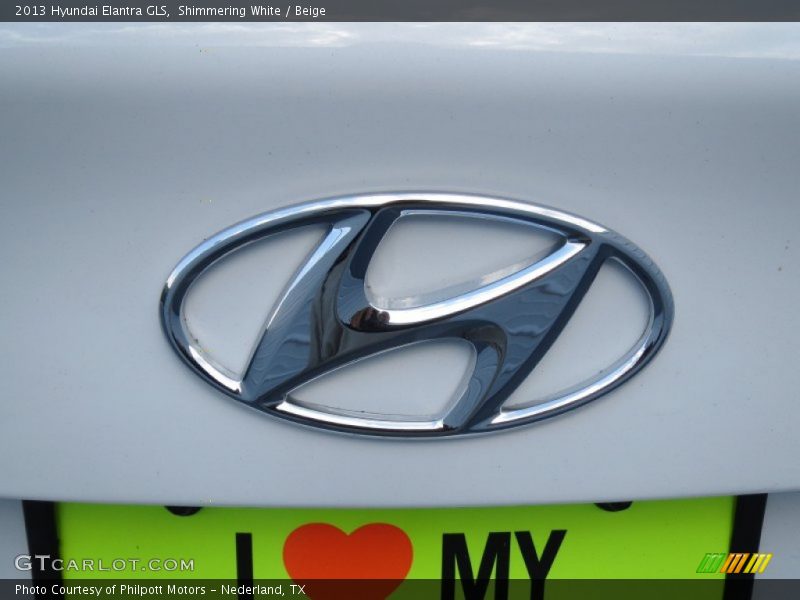 Shimmering White / Beige 2013 Hyundai Elantra GLS