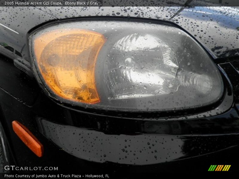 Ebony Black / Gray 2005 Hyundai Accent GLS Coupe