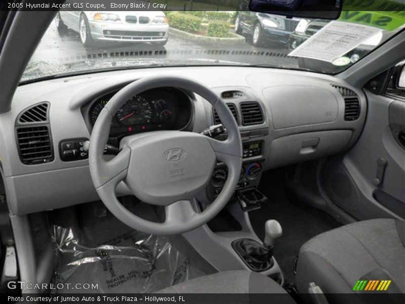Ebony Black / Gray 2005 Hyundai Accent GLS Coupe