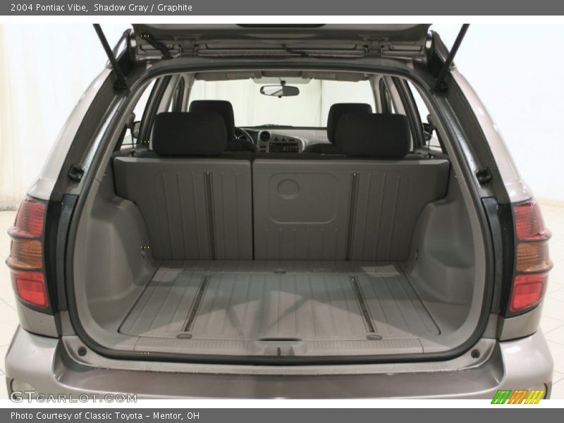 Shadow Gray / Graphite 2004 Pontiac Vibe