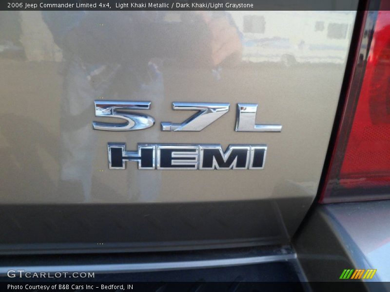 Light Khaki Metallic / Dark Khaki/Light Graystone 2006 Jeep Commander Limited 4x4