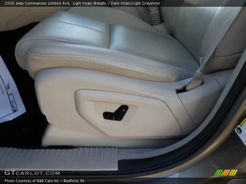 Light Khaki Metallic / Dark Khaki/Light Graystone 2006 Jeep Commander Limited 4x4