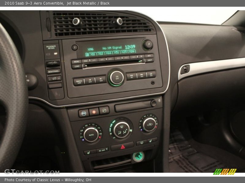 Controls of 2010 9-3 Aero Convertible