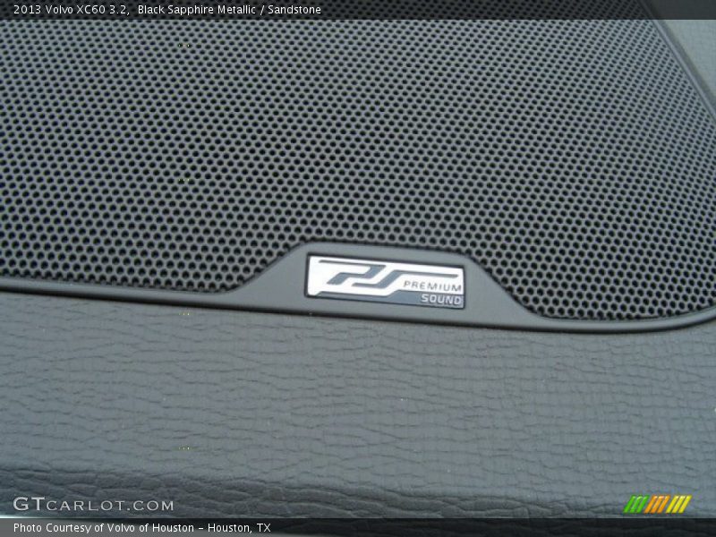 Black Sapphire Metallic / Sandstone 2013 Volvo XC60 3.2