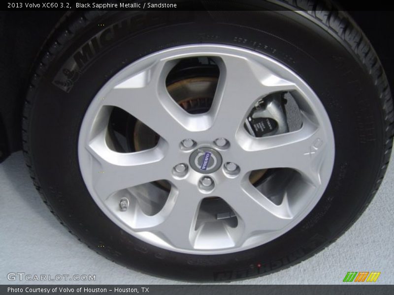 Black Sapphire Metallic / Sandstone 2013 Volvo XC60 3.2