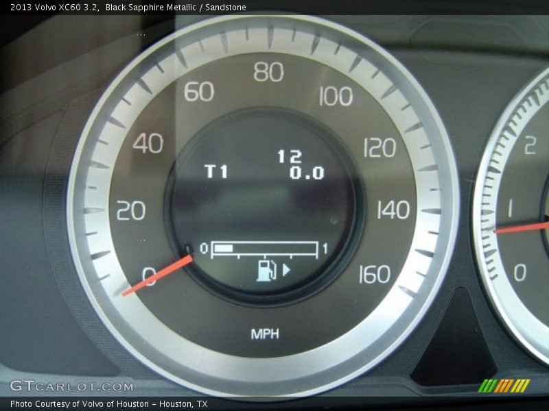 Black Sapphire Metallic / Sandstone 2013 Volvo XC60 3.2