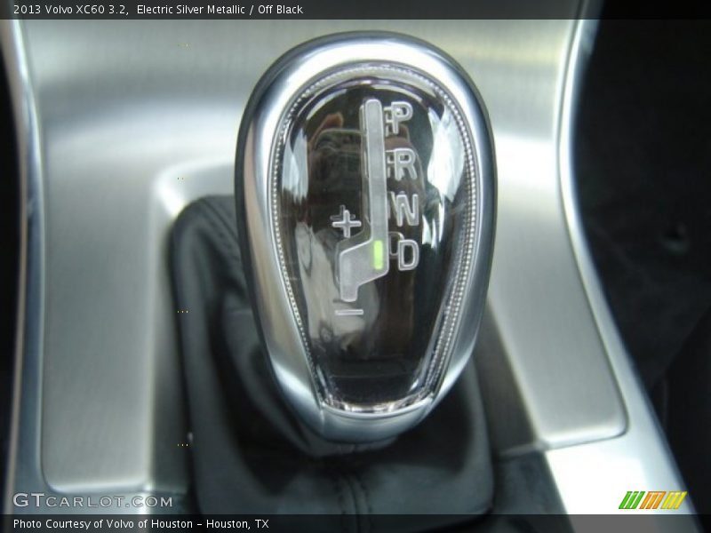 Electric Silver Metallic / Off Black 2013 Volvo XC60 3.2