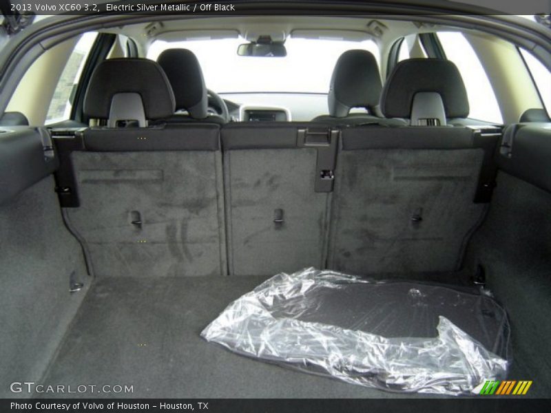 Electric Silver Metallic / Off Black 2013 Volvo XC60 3.2