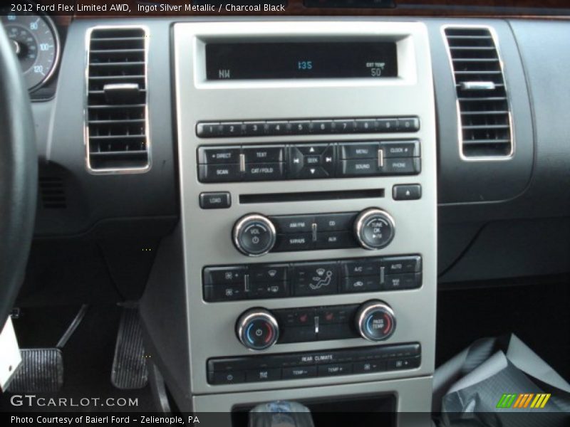 Controls of 2012 Flex Limited AWD