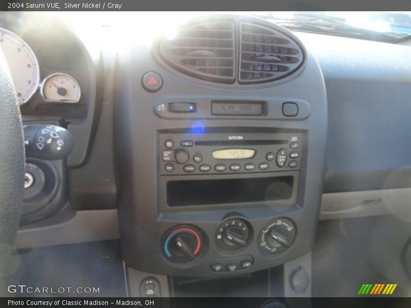 Silver Nickel / Gray 2004 Saturn VUE