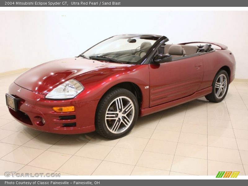 Front 3/4 View of 2004 Eclipse Spyder GT