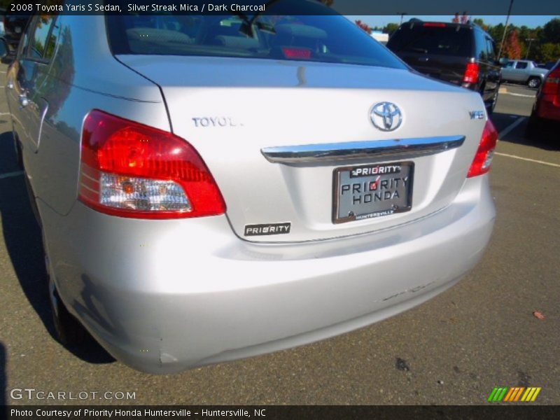 Silver Streak Mica / Dark Charcoal 2008 Toyota Yaris S Sedan