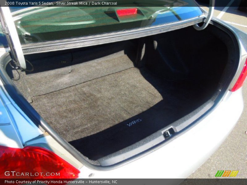 Silver Streak Mica / Dark Charcoal 2008 Toyota Yaris S Sedan