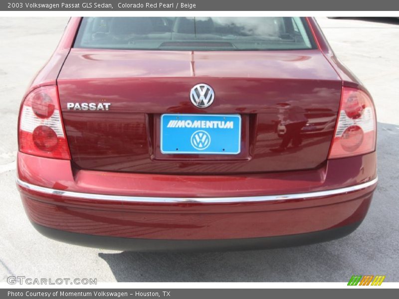 Colorado Red Pearl / Beige 2003 Volkswagen Passat GLS Sedan