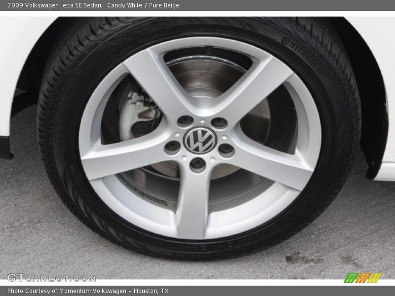 Candy White / Pure Beige 2009 Volkswagen Jetta SE Sedan
