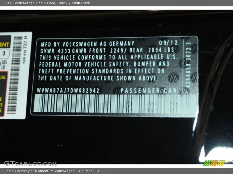 Black / Titan Black 2013 Volkswagen Golf 2 Door